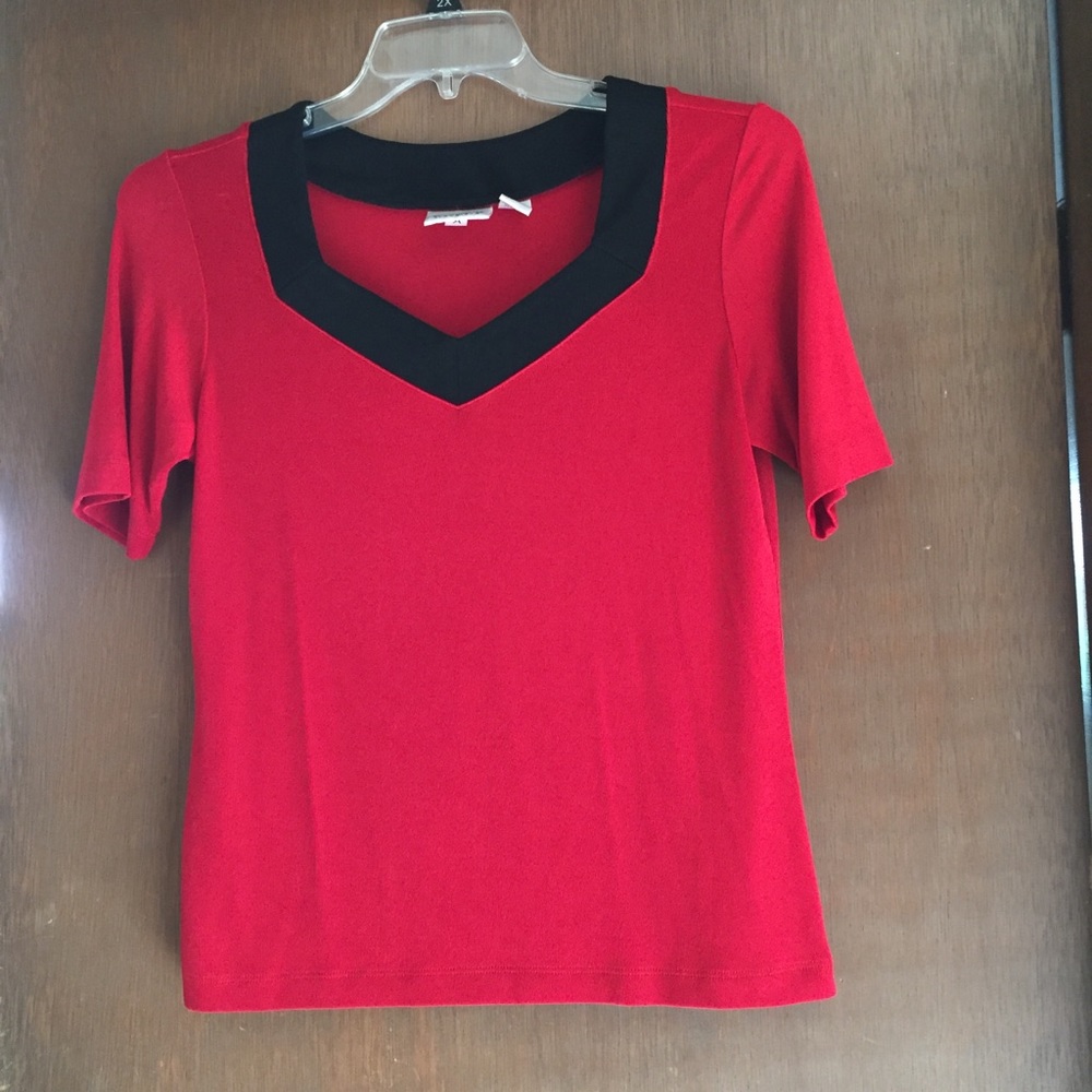 Chico’s size 1 red shirt